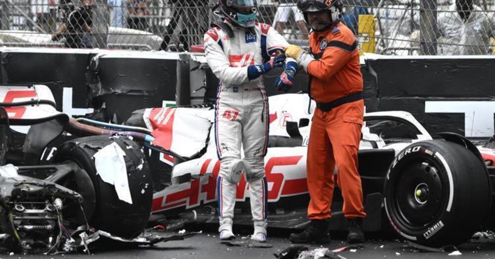 Schumacher spezza in due la Haas a Monaco ma adesso il team &egrave; infastidito: basta scuse per Mick