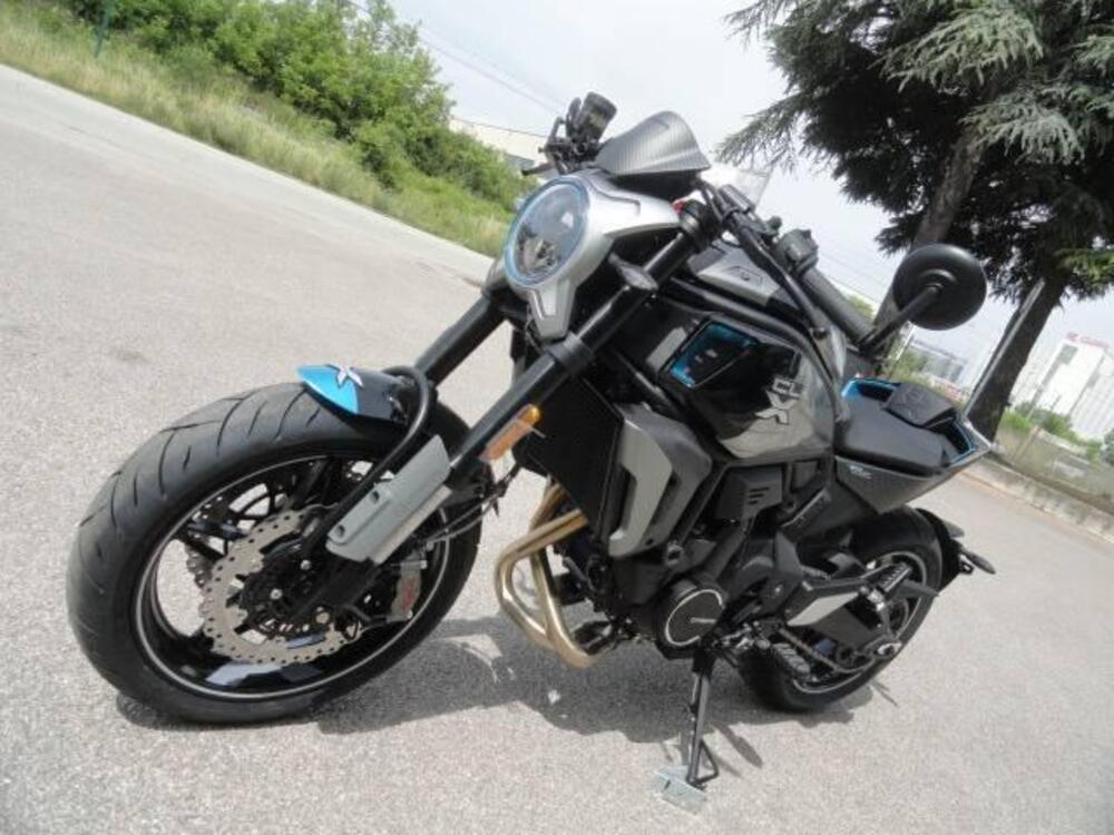 CFMOTO 700CL-X Sport (2022 - 25) (4)