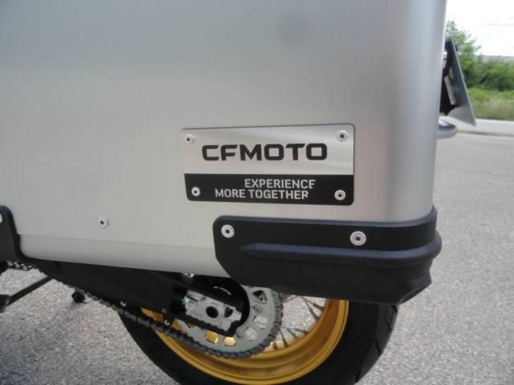 CFMOTO 800MT Touring (2022 - 25) (13)