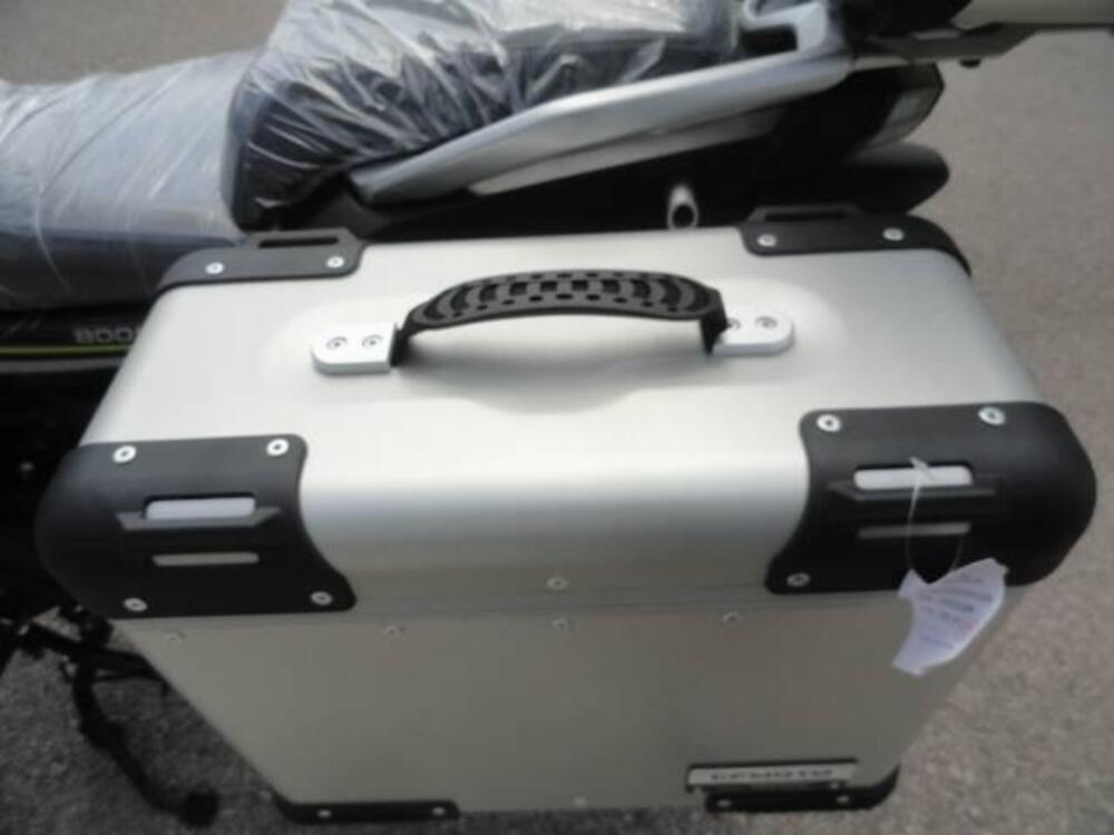 CFMOTO 800MT Touring (2022 - 25) (15)