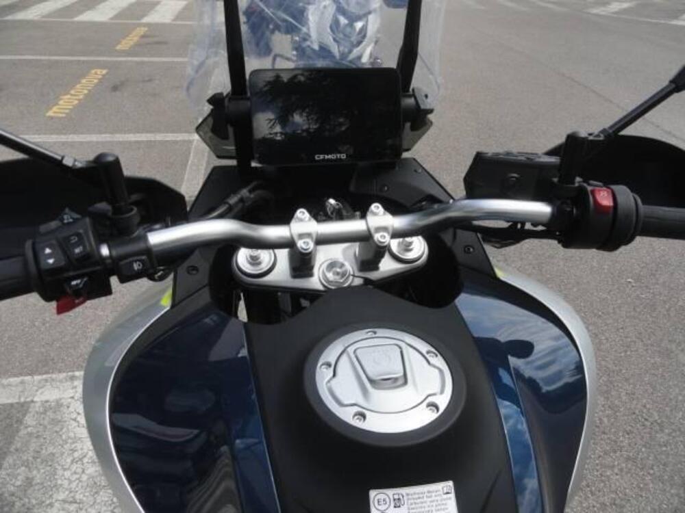 CFMOTO 800MT Touring (2022 - 25) (16)