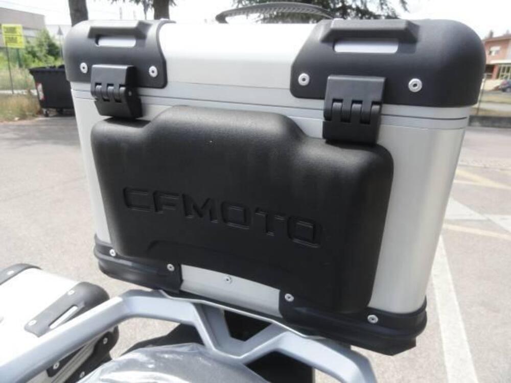 CFMOTO 800MT Touring (2022 - 25) (18)