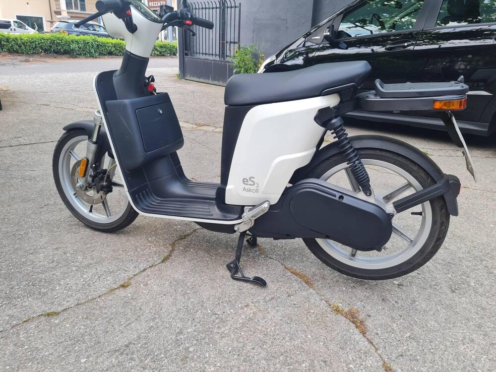 Askoll eS3 (2018 - 22) (13)