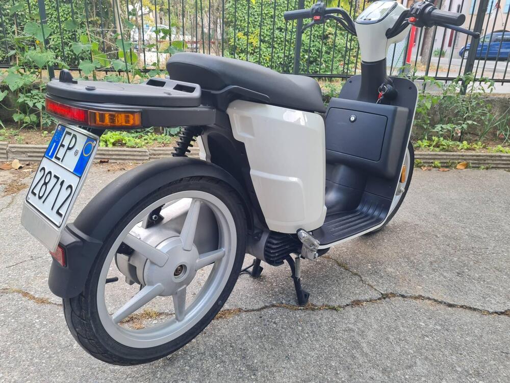 Askoll eS3 (2018 - 22) (14)