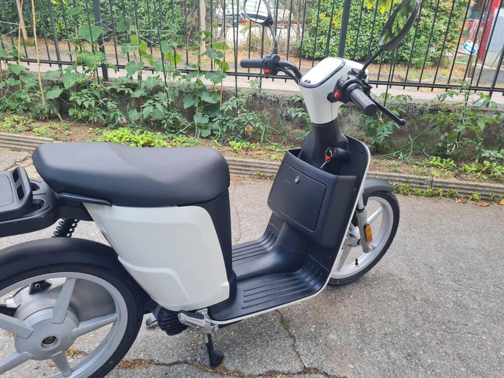 Askoll eS3 (2018 - 22) (11)