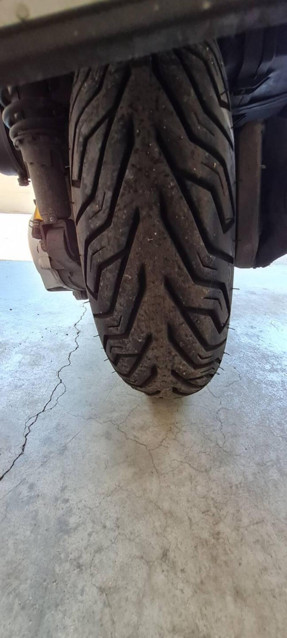 Honda Foresight (1998 - 2004) (5)