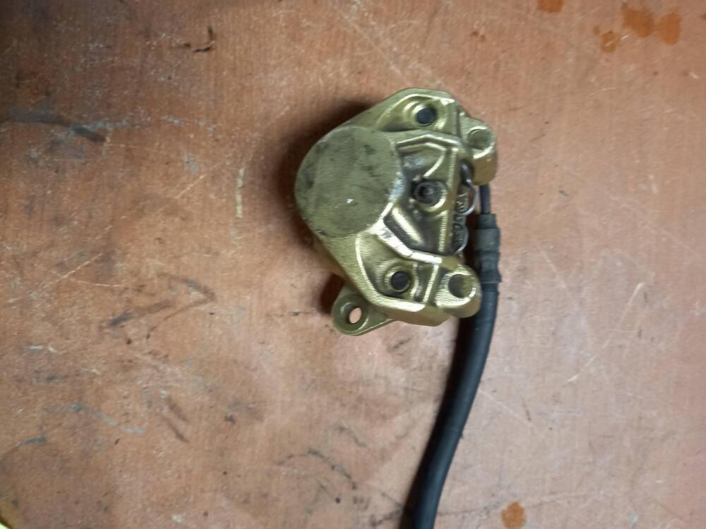 Pinza freno posteriore con tubo Gilera Nexus 500 2 (2)