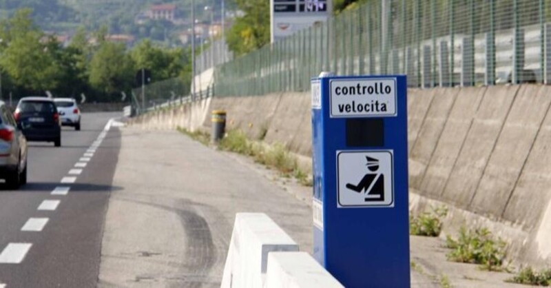 Nuovi autovelox fissi vicino all&#039;aeroporto di Linate: rispettate il limite!   