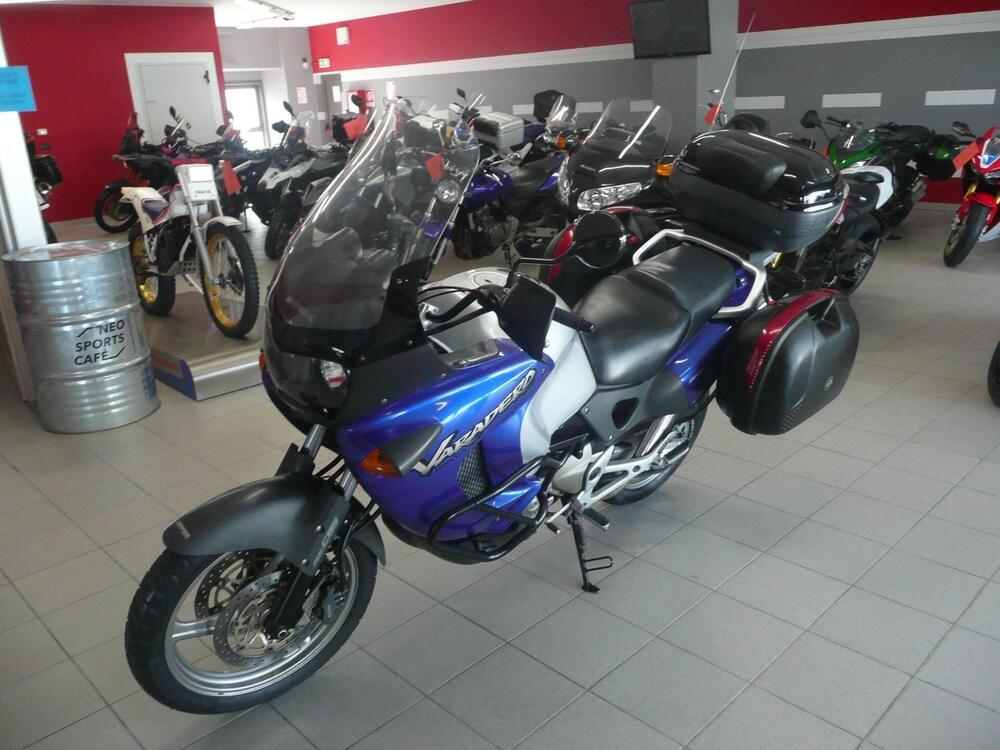 Honda VARADERO 1000 (2)