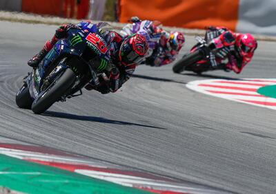 MotoGP 2022. GP di Catalunya, trionfo di Fabio Quartararo, abbattuto Pecco Bagnaia mentre Aleix Espargaro si è confuso