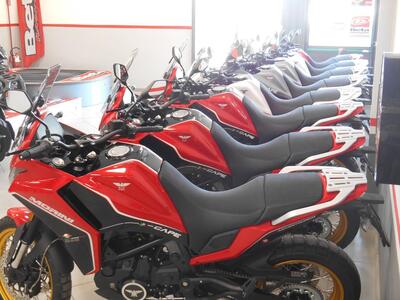 Moto Morini X-Cape 650 Gold Wheels Edition (2022 - 25) nuova