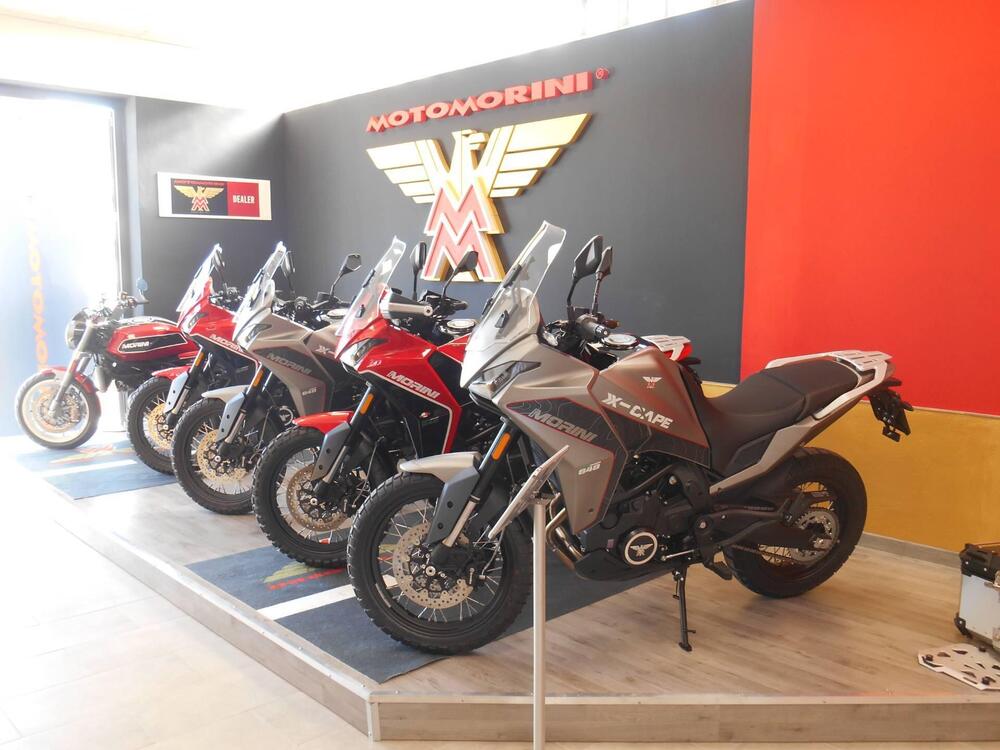 Moto Morini X-Cape 650 Gold Wheels Edition (2022 - 25) (4)