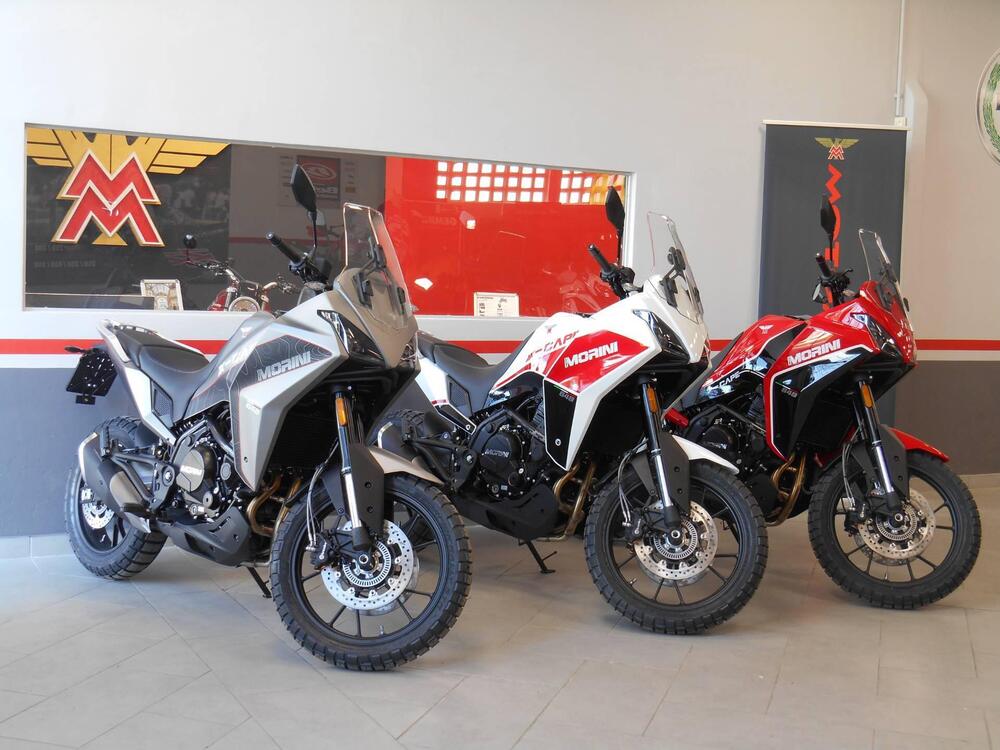 Moto Morini X-Cape 650 Gold Wheels Edition (2022 - 25) (5)