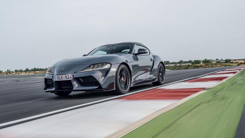 Toyota GR Supra 2023: cambio manuale, 340 CV e - 40 kg! [Video]