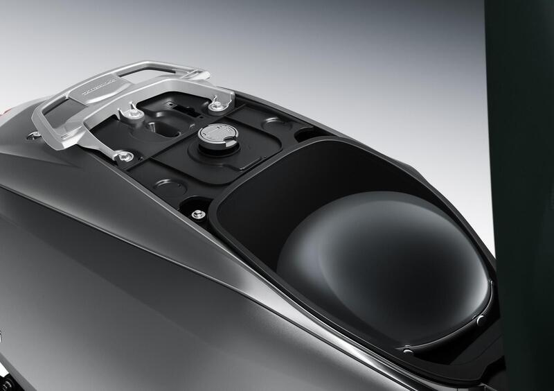 Lambretta X300 X300 (2022 - 25) (9)