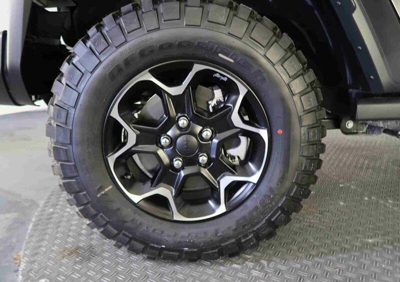Jeep Wrangler Unlimited (2018-24) (17)