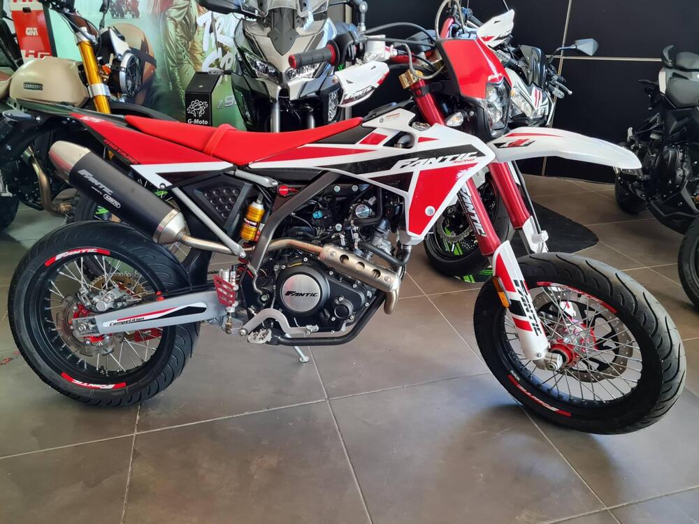 Fantic Motor XMF 125 Motard Competition 4t (2021 - 22) (3)