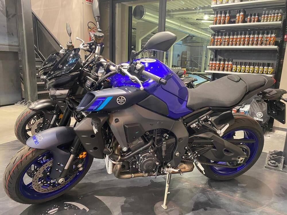 Yamaha MT-10 (2022 - 25) (2)