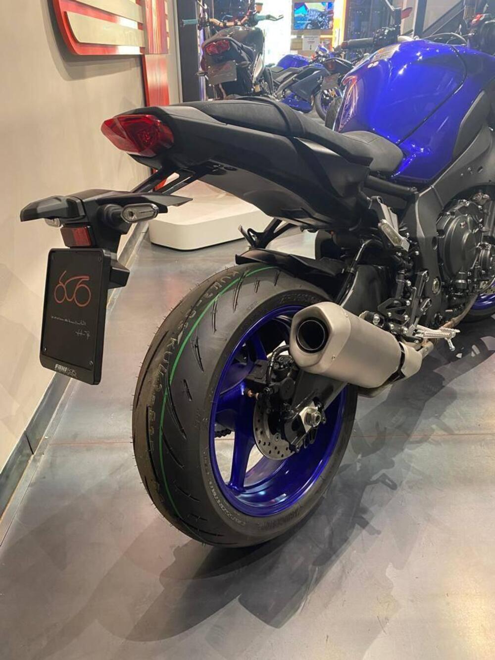 Yamaha MT-10 (2022 - 25) (4)