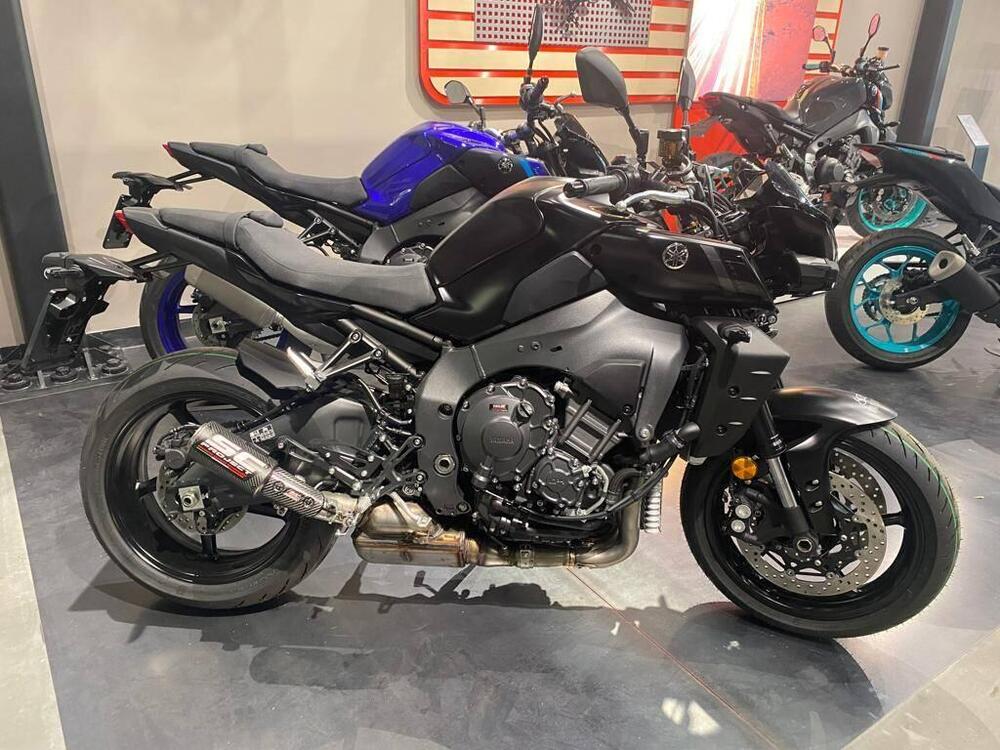 Yamaha MT-10 (2022 - 25)