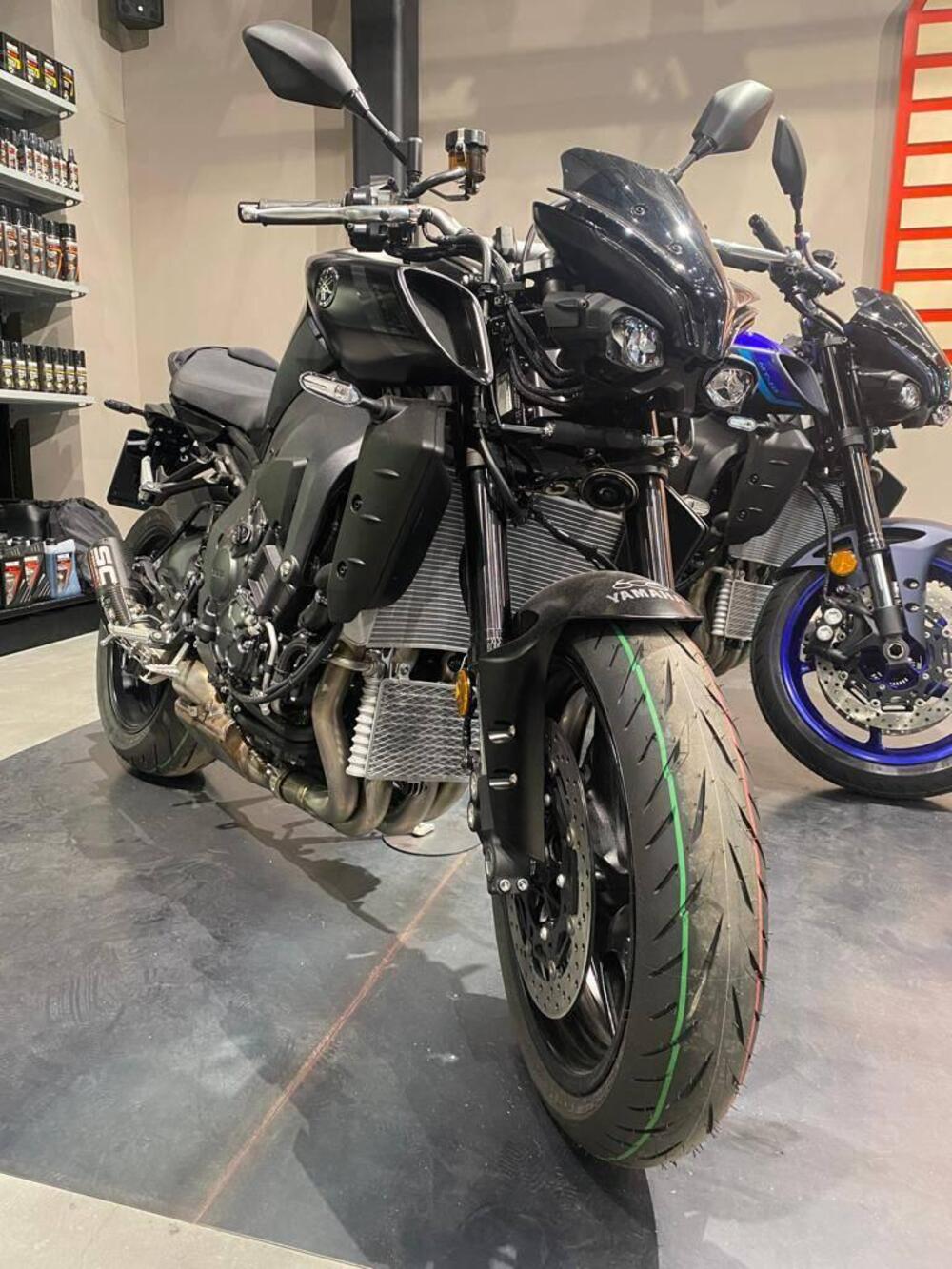 Yamaha MT-10 (2022 - 25) (3)