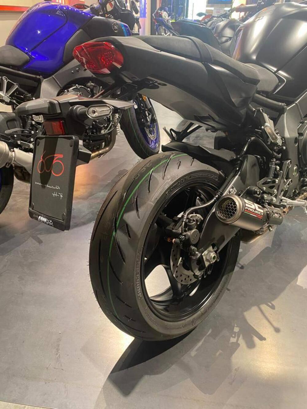 Yamaha MT-10 (2022 - 25) (4)