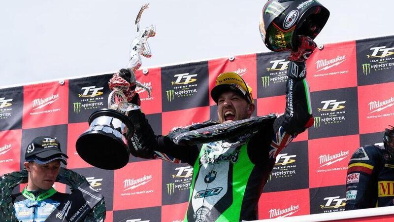 Tourist Trophy 2022: Hickman vince il Senior TT, poker di vittorie in una settimana!