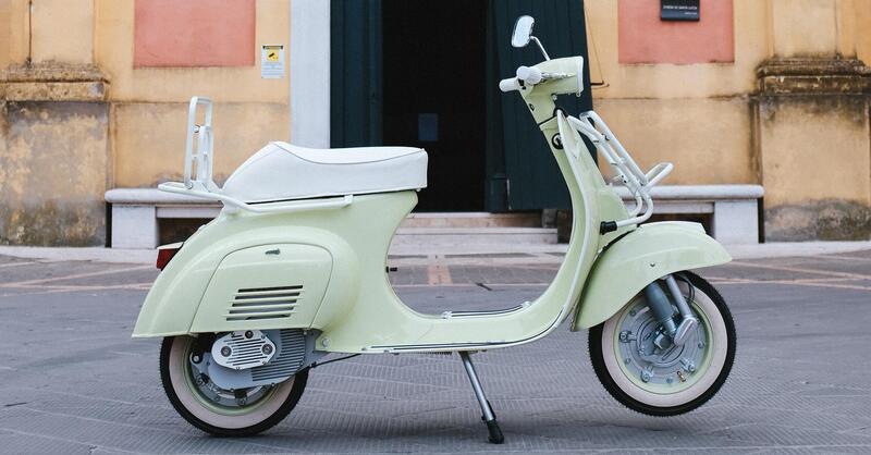 Garage Italia presenta la Vespa 50 Special-e