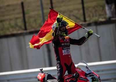 SBK 2022. GP d'Italia, Alvaro Bautista vince Gara2 a Misano