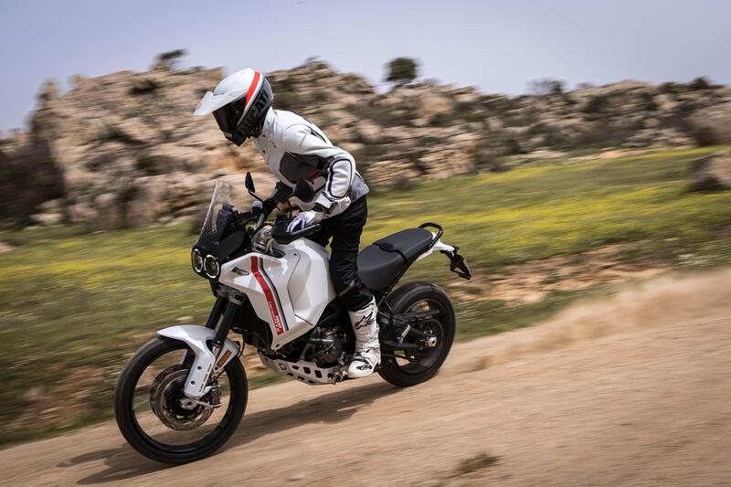 DRE Travel Adventures. Con la DesertX Ducati &egrave; tutta un&#039;altra avventura