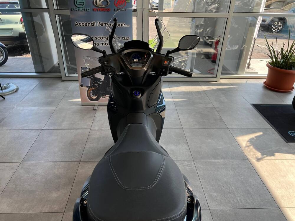 Kymco Agility 300i (2021 - 25) (12)