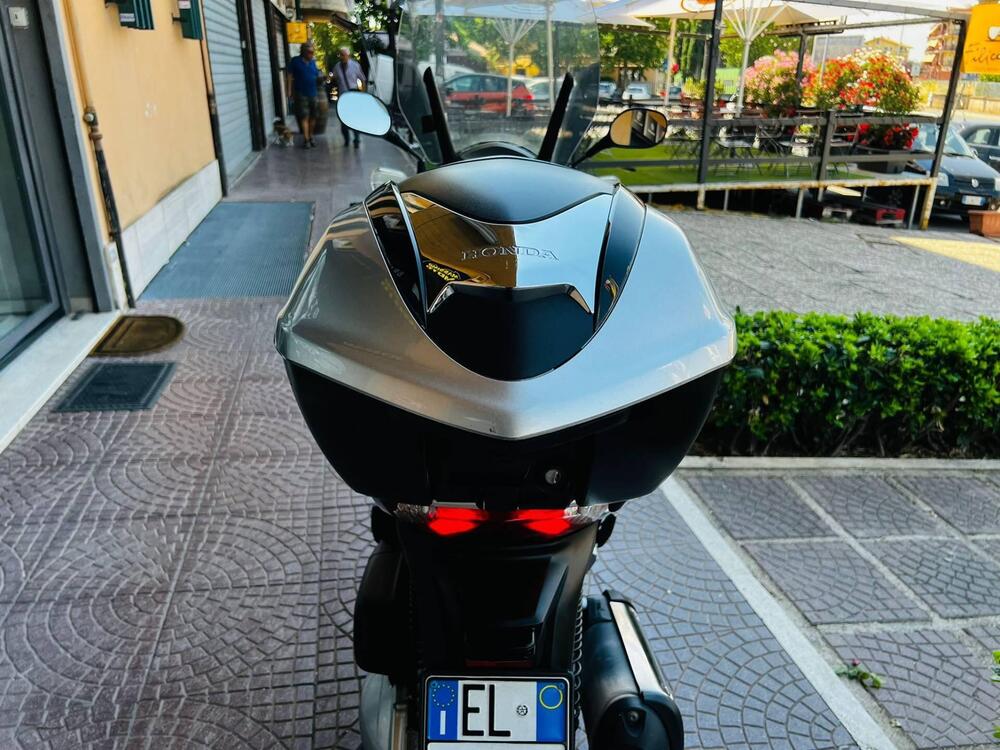 Honda SH 300 i ABS (2016 - 20) (9)