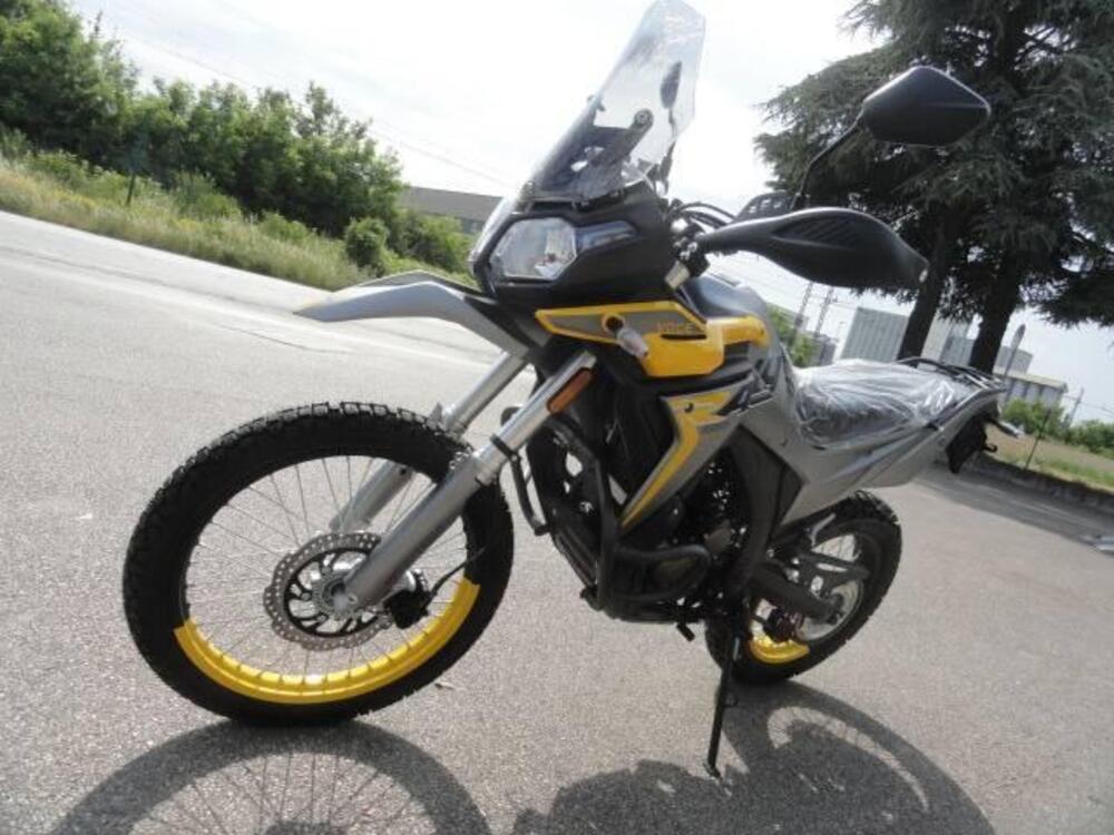 Voge Valico 300 Rally (2022 - 25) (4)