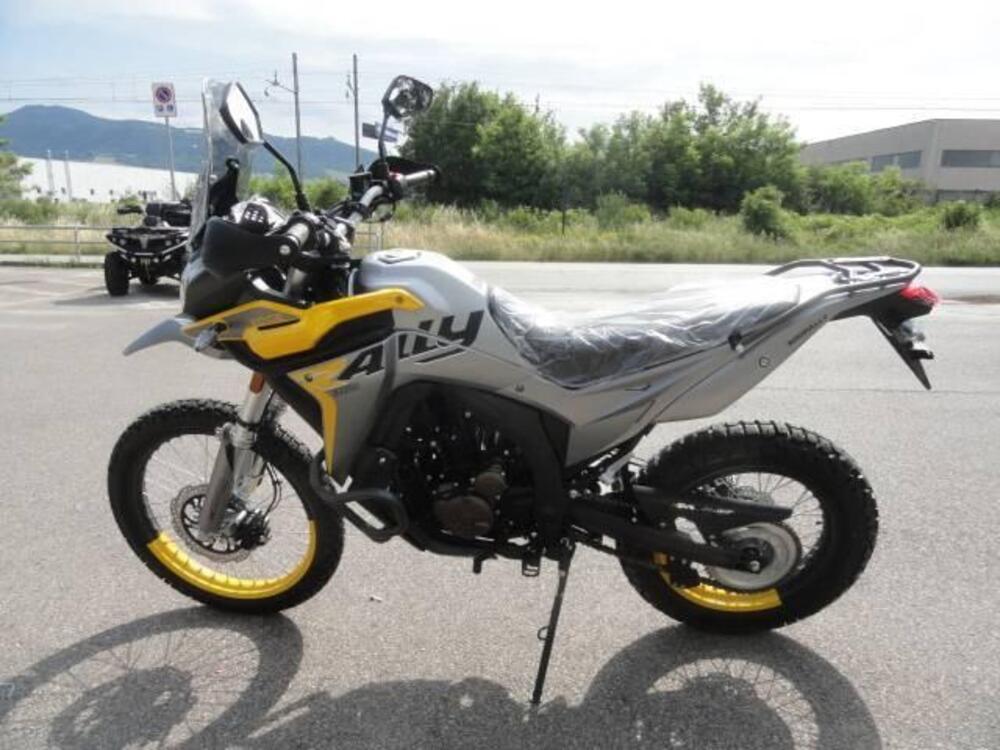 Voge Valico 300 Rally (2022 - 25) (5)