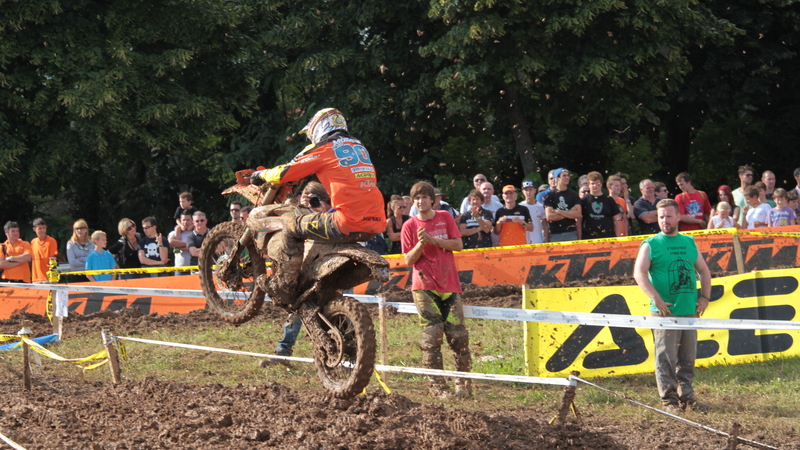 Simone Albergoni su KTM vince l&#039;Enduro degli Alpini di Gorle