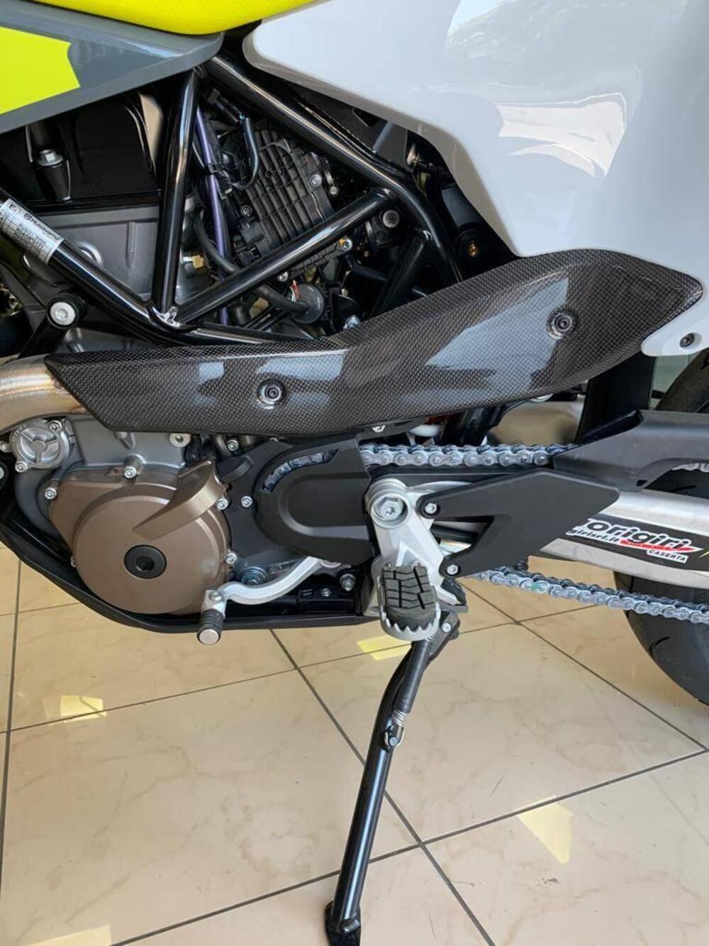 Paracalore in carbonio husqvarna 701