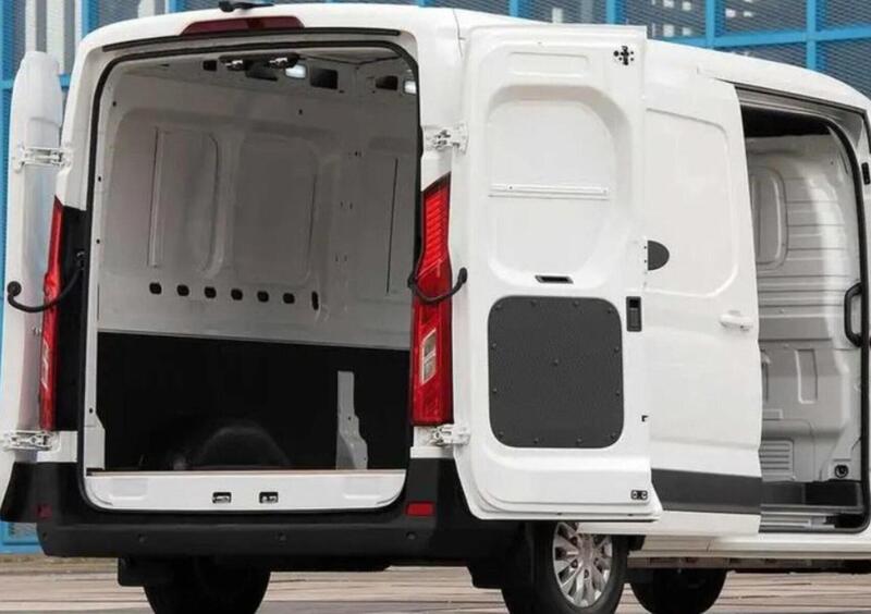 Maxus Deliver9 Furgone (12)