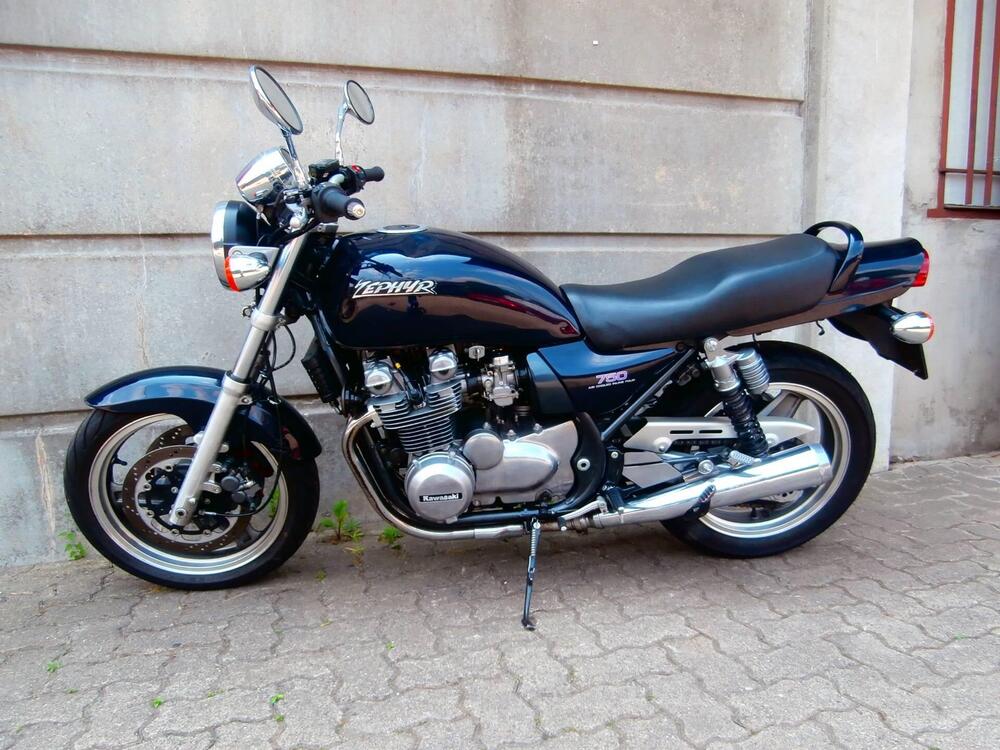 Kawasaki Zephyr 750 (9)