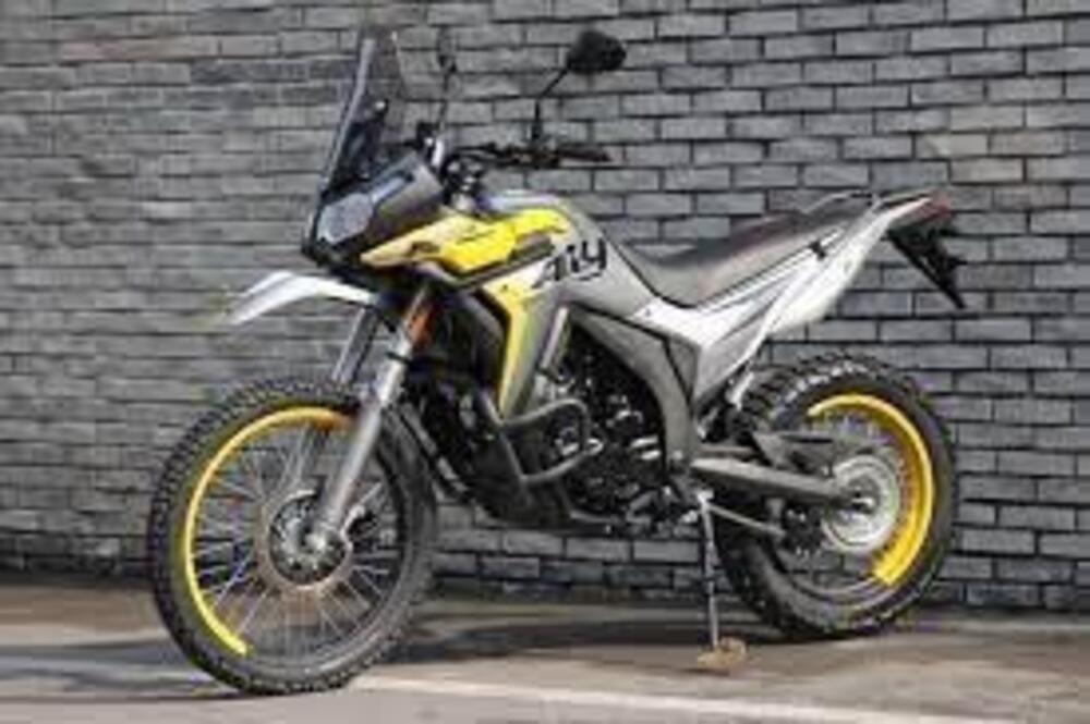 Voge Valico 300 Rally (2022 - 25) (9)