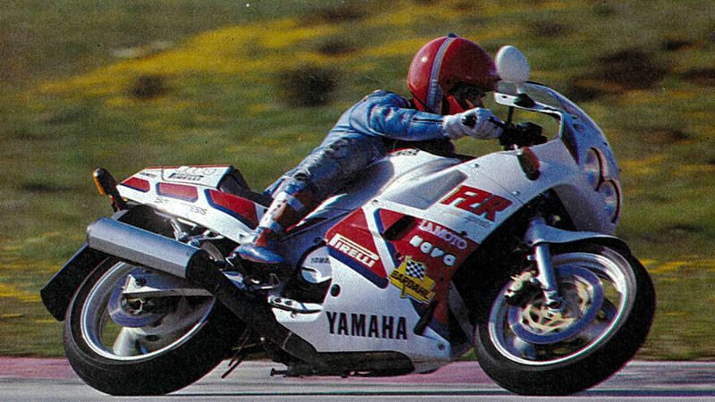 Yamaha FZR 1000. La Genesis della svolta