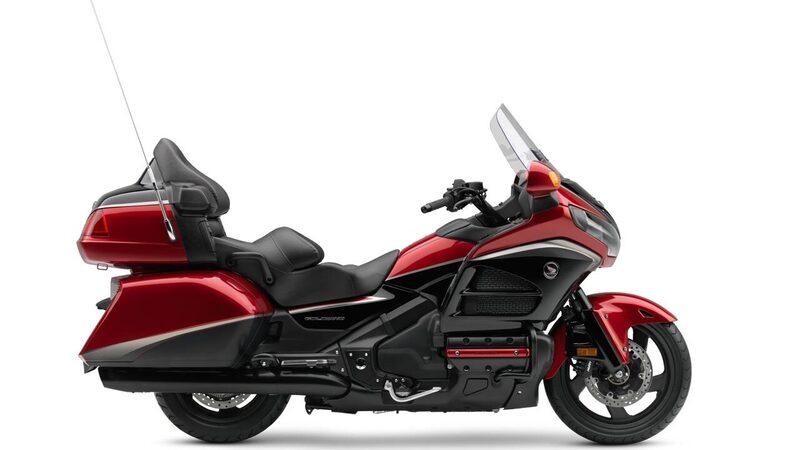 Nuove Honda GL1800 Gold Wing e F6B 2015