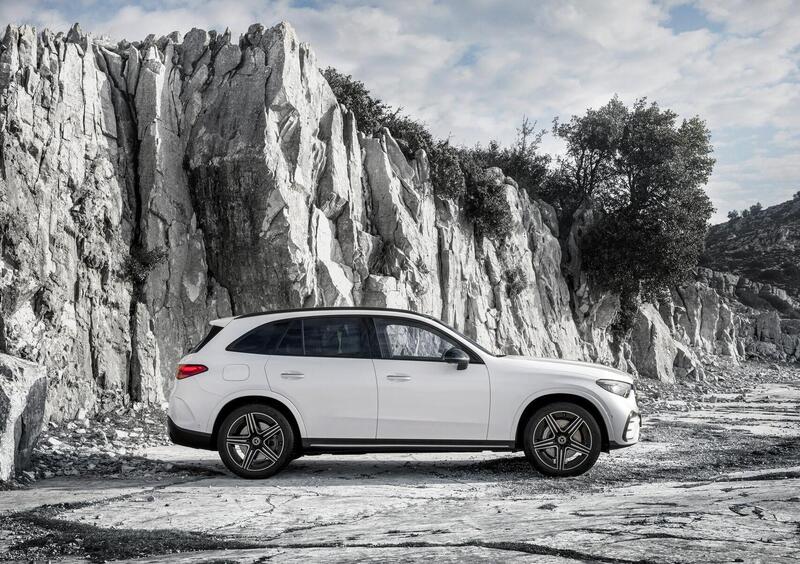 Mercedes-Benz GLC SUV (2015-23) (2)