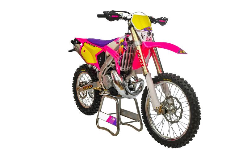 Tm Moto EN 300 EN 300 ES 2T Pink (2023)