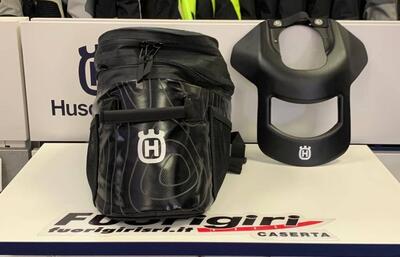 Borsa serbatoio husqvarna norden 901 CON STAFFA
