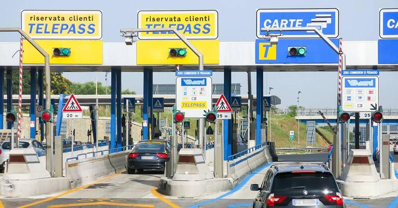 Ci mancava solo l&#039;aumento del pedaggio autostrade: Assoutenti protesta