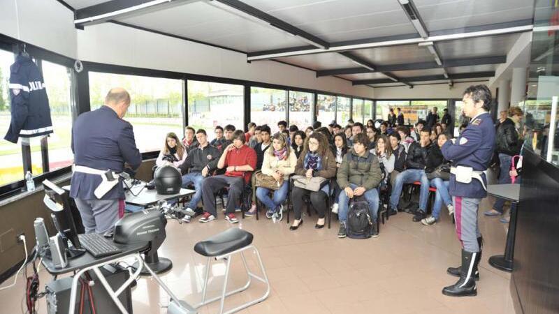 Progetto vita, la sicurezza stradale per le scuole