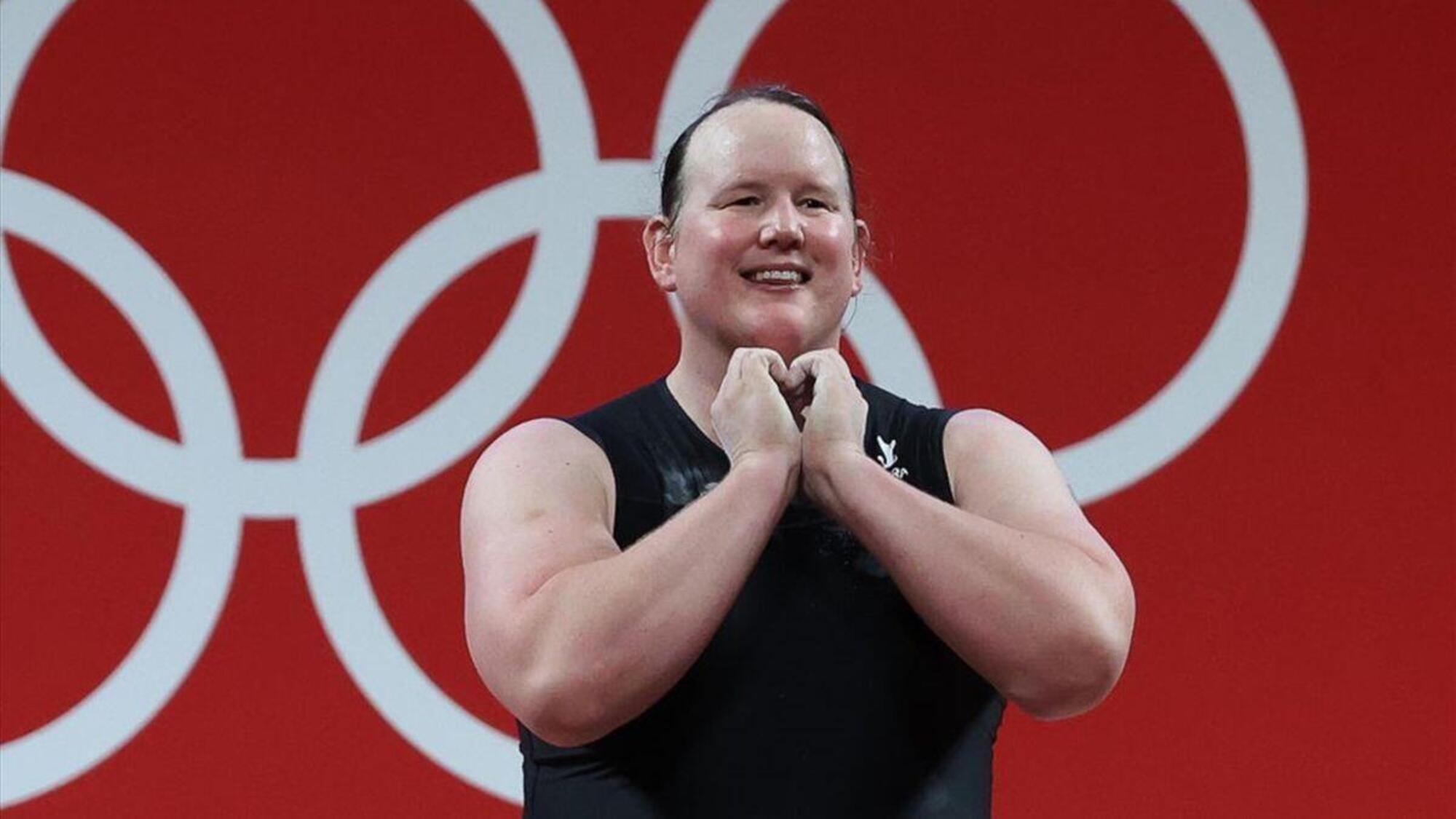 Laurel Hubbard, prima transgender ai Giochi olimpici