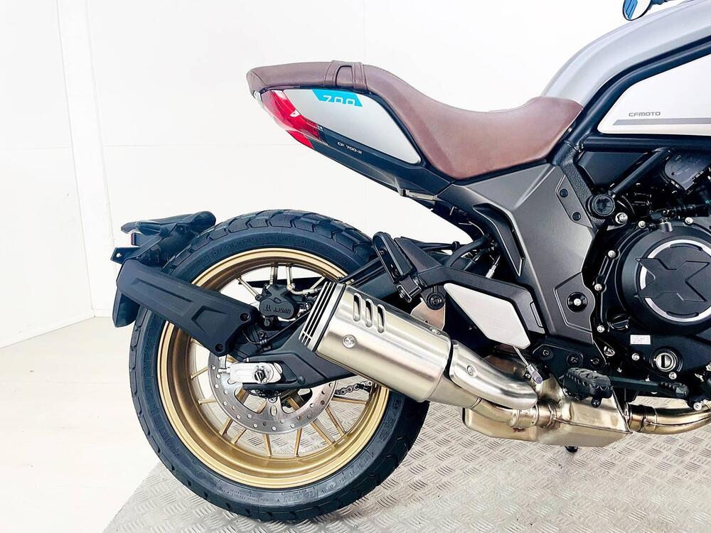 CFMOTO 700CL-X Heritage (2021 - 25) (6)