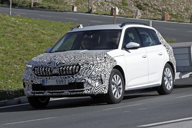 Skoda Kamiq restyling, le foto spia 
