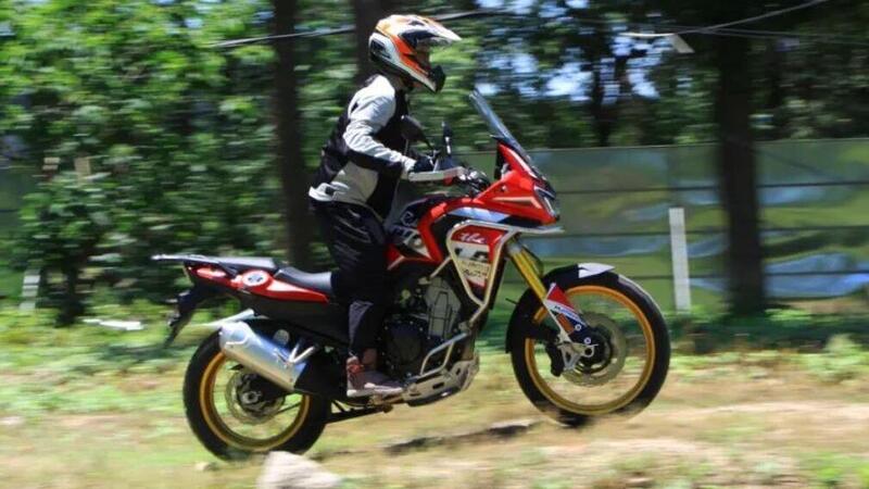 L&#039;Africa Twin 500 esiste e la fanno in Cina. Si chiama Hengjian Dahaidao 